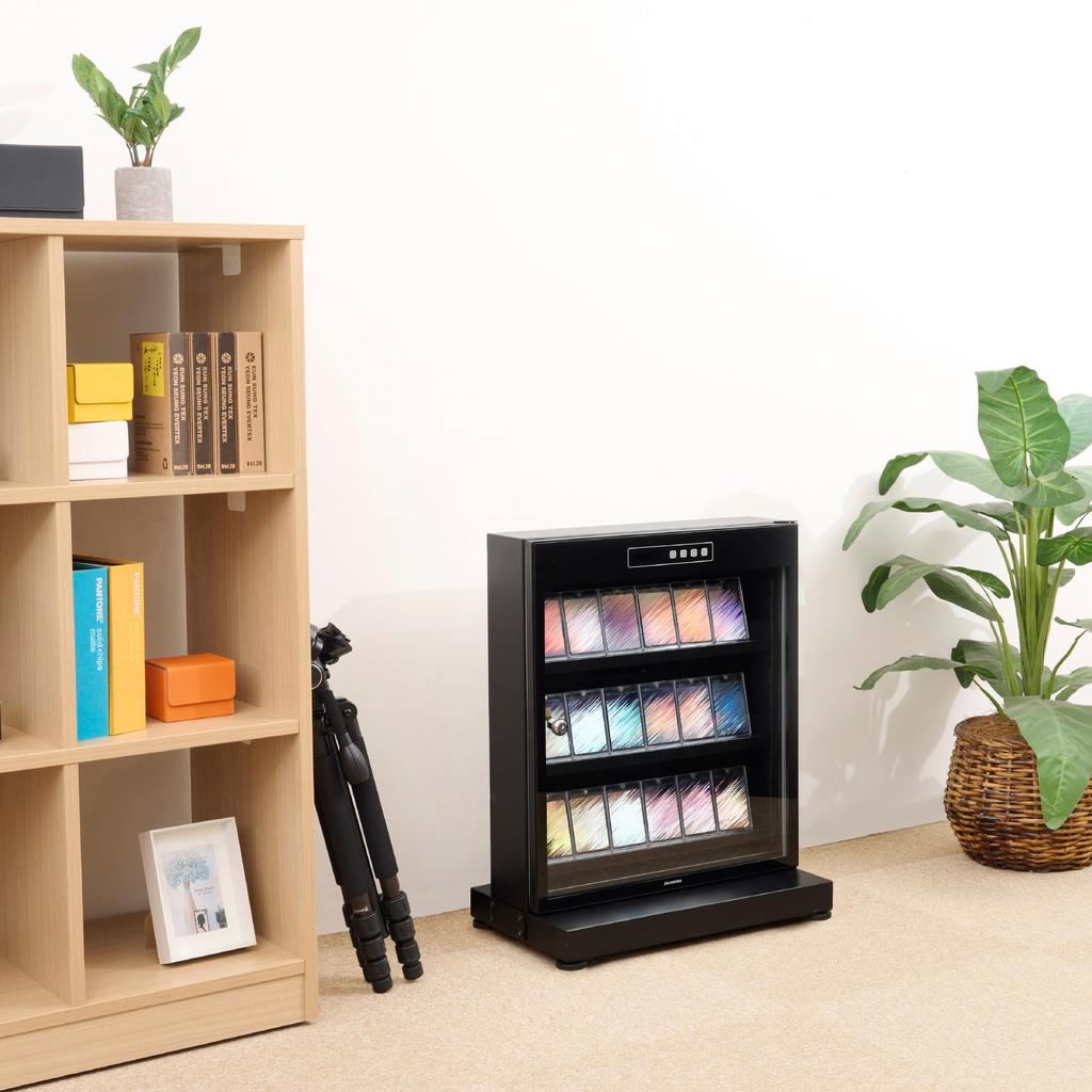HAKUBA Storage for Trading Cards Box S Size Black Prevents Warping Due To Moisture Automatic Dehumidification Quiet Electronically Controlled Trading