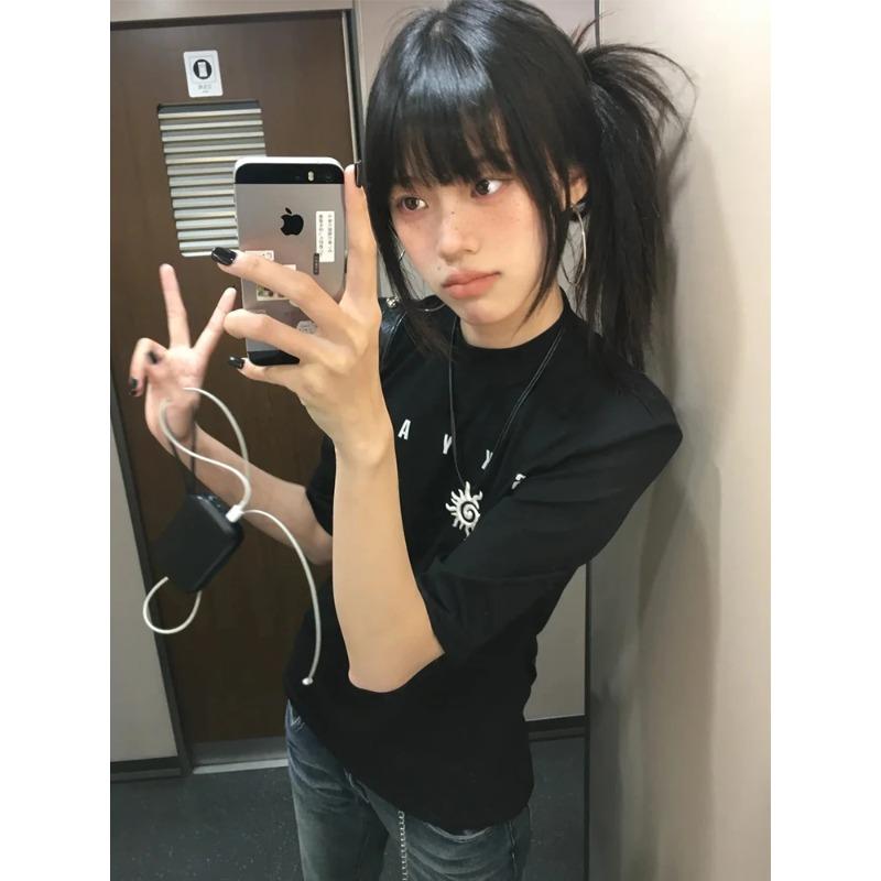 TrendHub  Y2k Japanese T-shirt Women Short Sleeve Print Graphic Tops Streetwear American Retro Vintage Tops E-girls Korean Tee