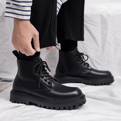 Botas Martin zapatos de hombre otoño de caña alta estilo británico zapatos de cuero de hombre botas de cuero de locomotora negras botas impermeables de hombre