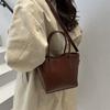Contrasting color handbag bag women's summer new simple casual shoulder bag popular bucket bag
