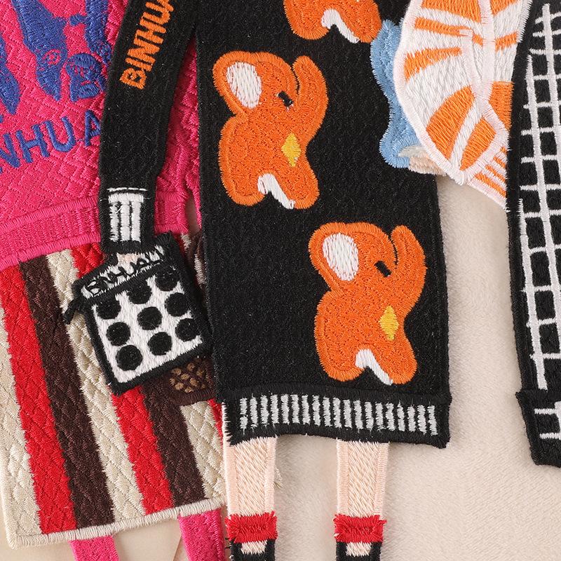 Computer Embroidery Label Cartoon Character Girl Cloth Label Water-Soluble Embroidery Label Patch Clothing Accessorie Decorative Sticker Cloth Sticker