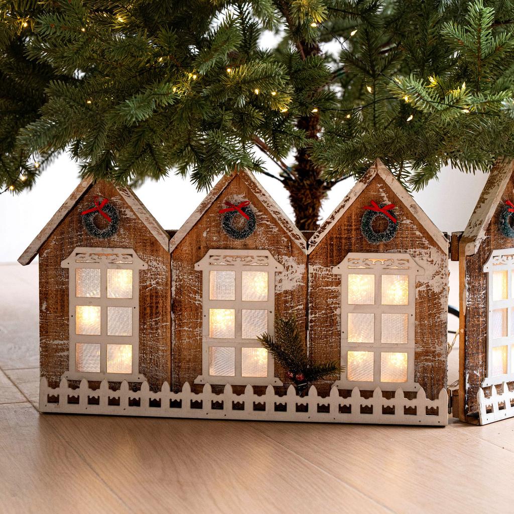 User Friendly Wooden Christmas Tree Fence With Low Voltages LED Lighting Shop Window Christmas Props For Indoor Outdoors