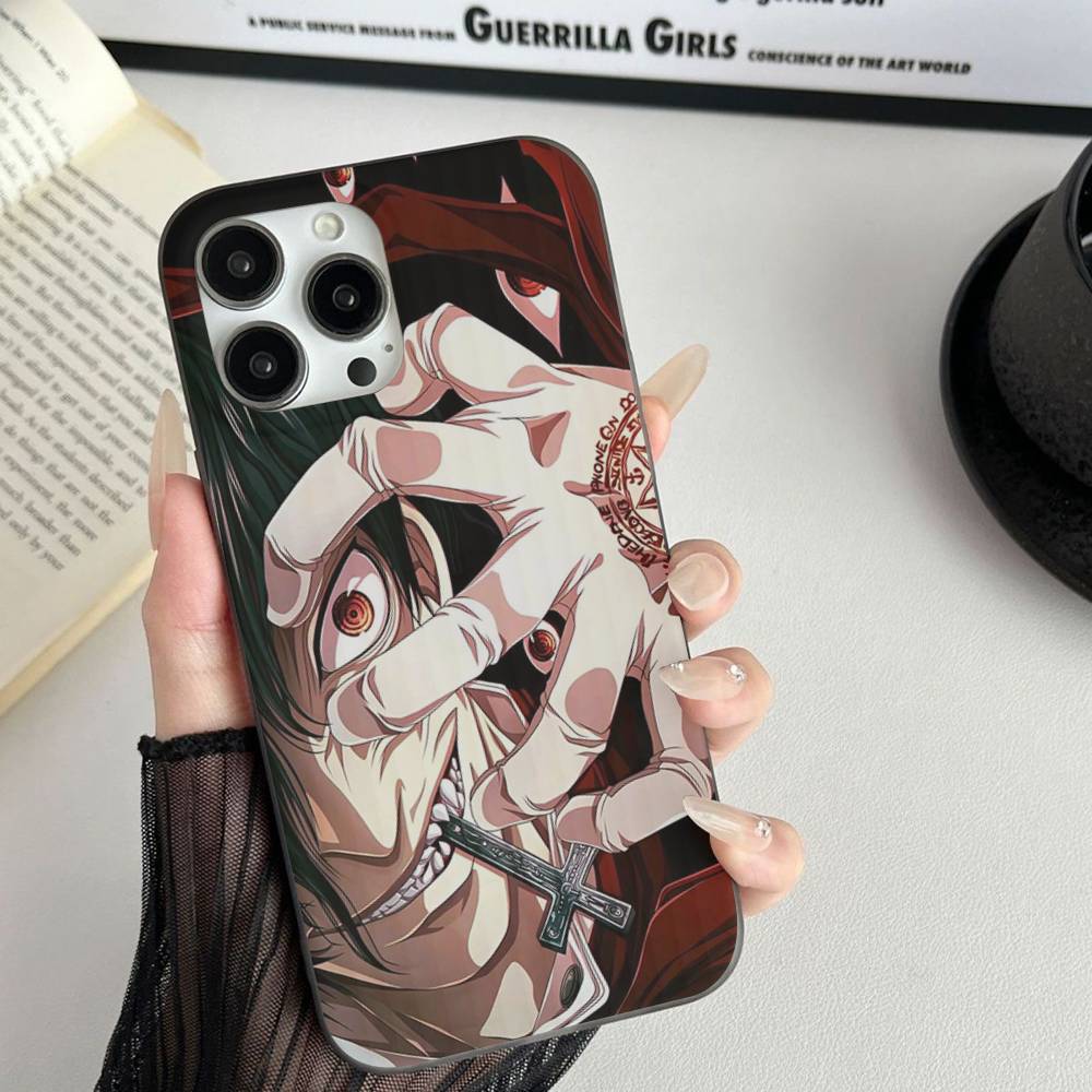 Horror Anime Hellsing For IPhone 17 16 15 Plus Pro Max 12 14 Plus 11 13 Wave Corrugated Stripe Funda Phone Cover