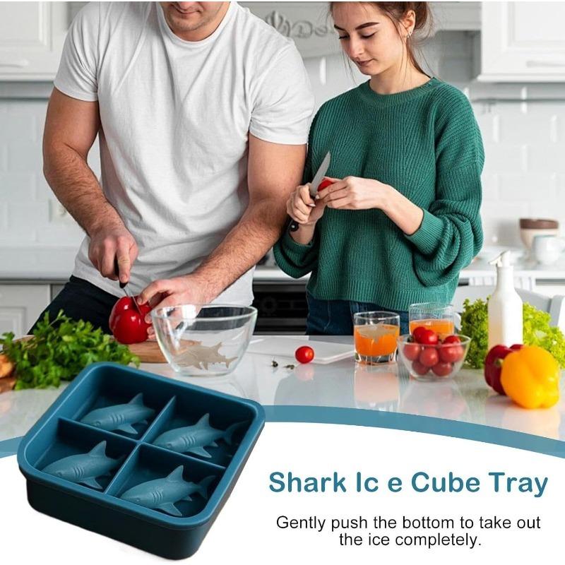 Shark Shape Silicone Ice Cube Tray Creative 3D Ice Cube Maker Mold Flexible Reusable for Home Bar Party Drinks Cooling Tool