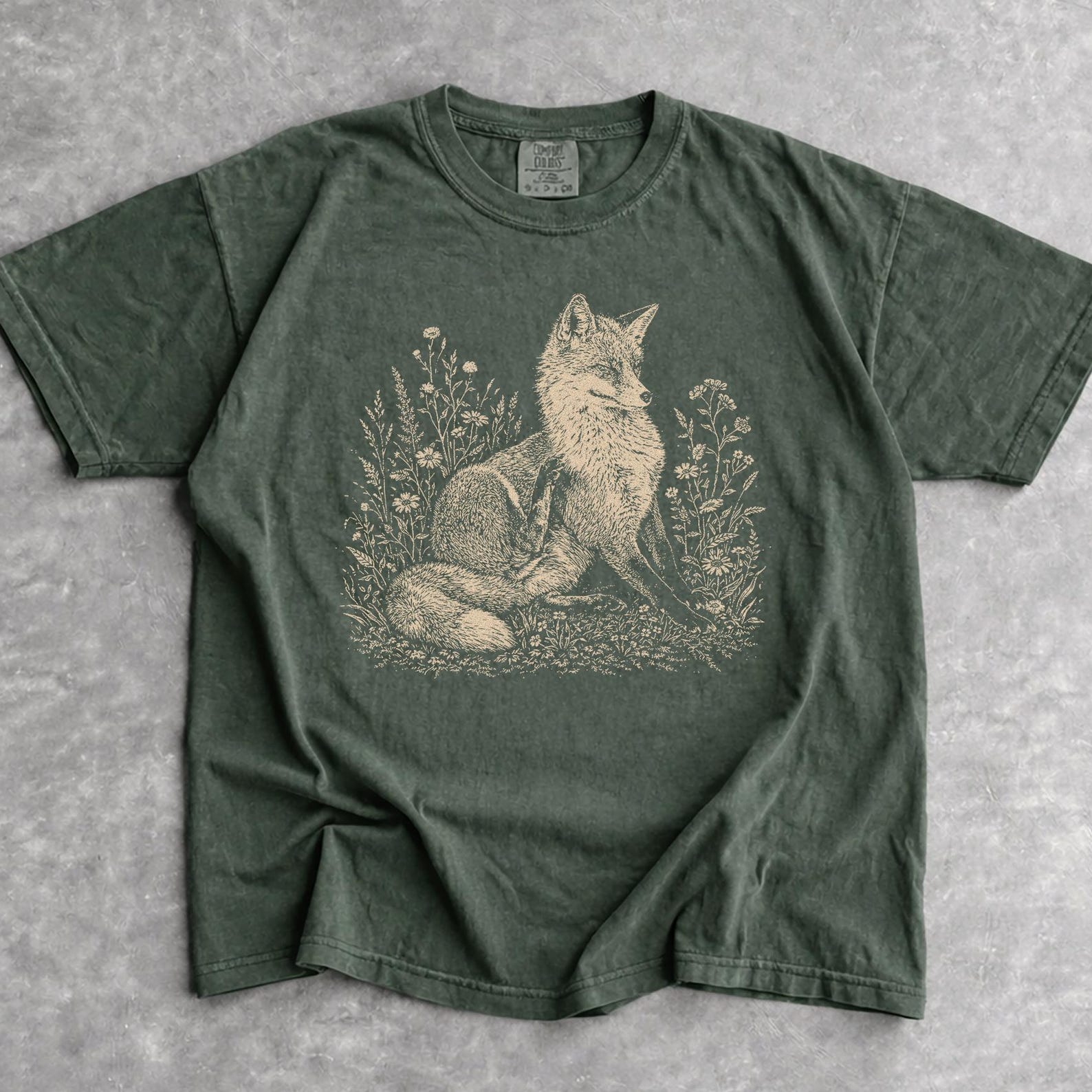 Vintage Folklore Fox T-Shirt, Linoprint Gift, Cottagecore Fox Shirt, Retro Linocut Floral Tee L