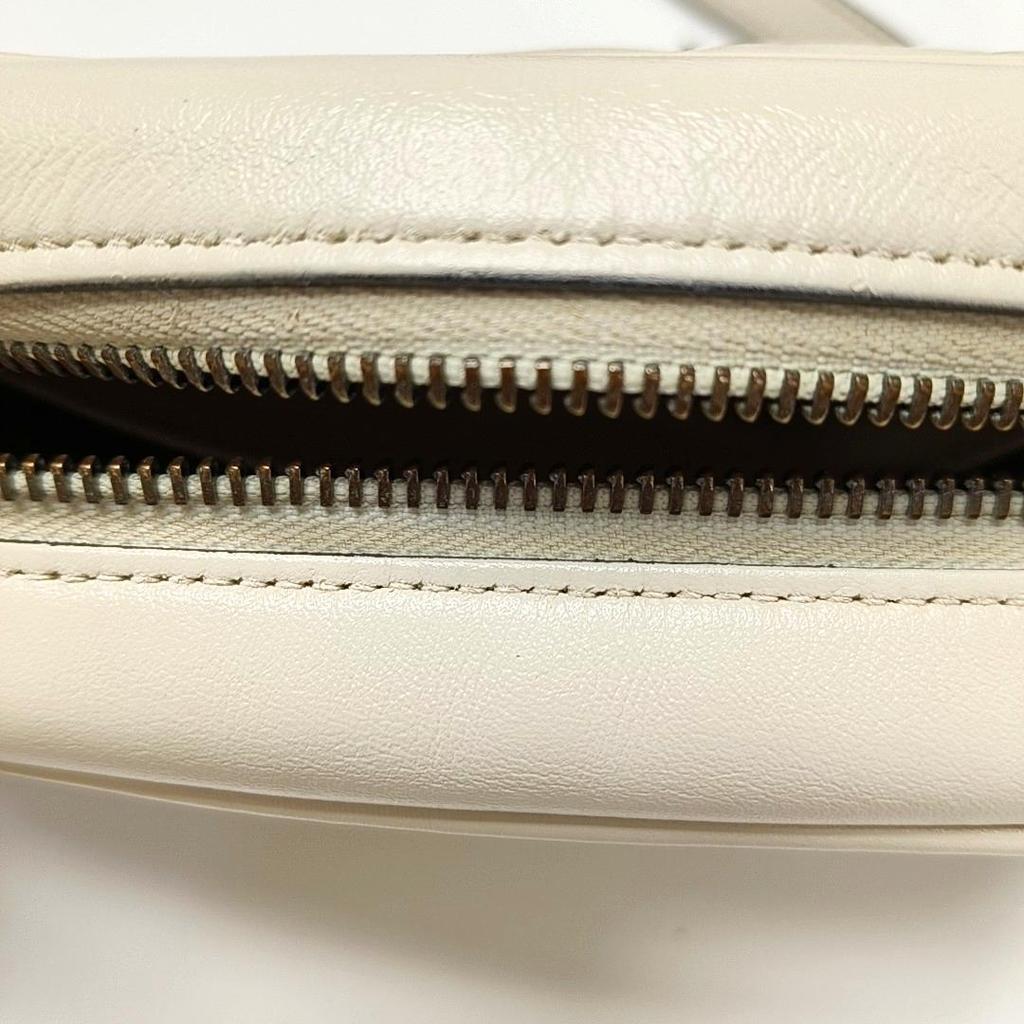 [Gebraucht] GG Marmont Serie Marmont Vielseitige Goldene Logo-Kette Gestepptes Leder Kamera-Tasche - Sehr Gut #1YRB45Q