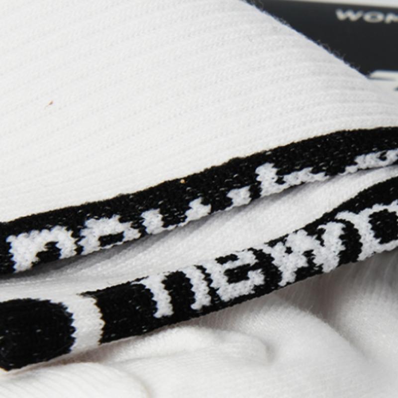 New Balance Half Club  W Life Back Logo Long Socks Nbgeaab213 Women