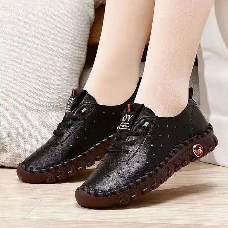 2025 Dámské ležérní boty Ploché Ručně šité Lehké Měkká podrážka Prodyšné Kožené boty Boty pro maminky pro ženy středního věku a starší Dámské tenisky