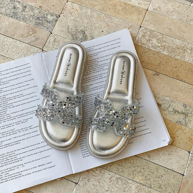 

Fairy wind thick-soled soft-soled outer slippers trendy summer one-word slippers female non-slip small fragrant wind pearl cool slippers female 35 серебряный