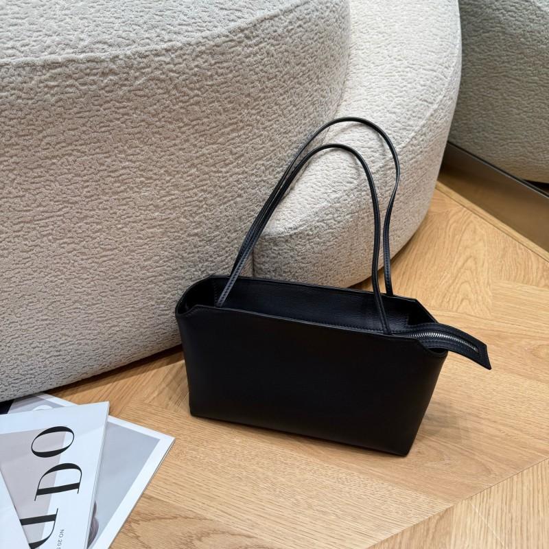 Niche Design Bag Women 2026 New Leather Top-layer Sheepskin Portable Single-shoulder Underarm Commuter Tote