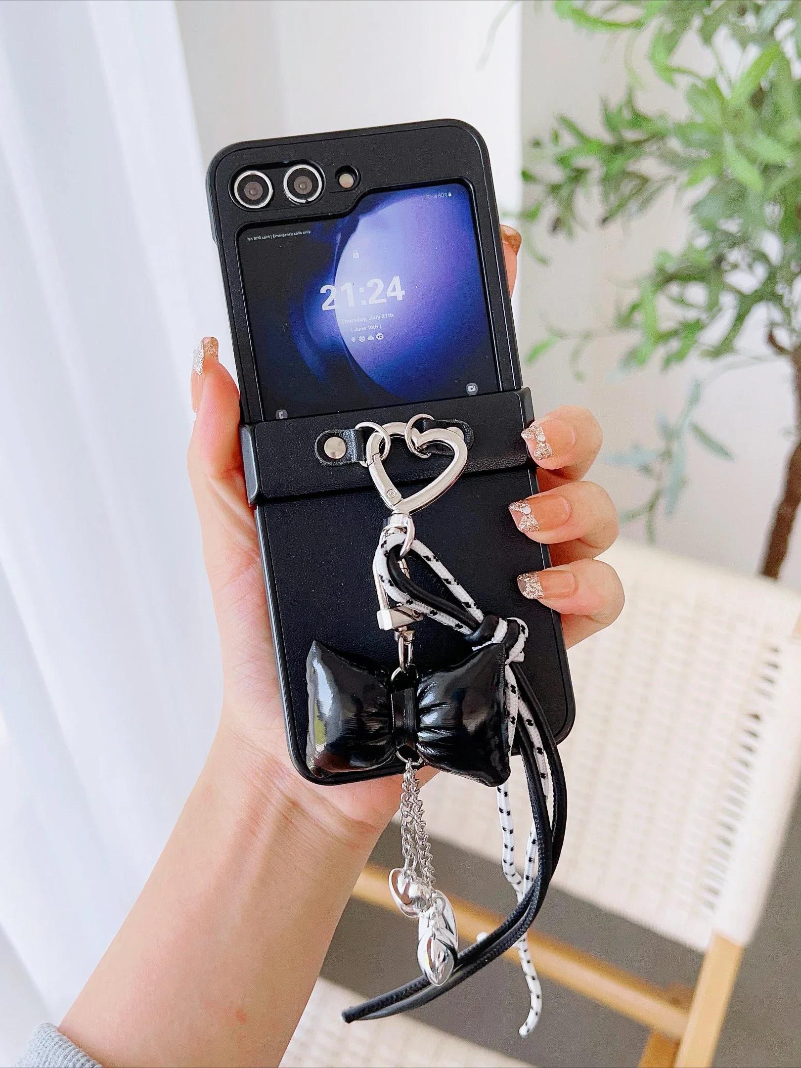

Bowknot Heart Wrist Strap PU Leather Phone Case for Samsung Galaxy Z Flip 6 5 4 3 5G Hinge Protection Shockproof Cover For Samsung Galaxy Z Flip 3