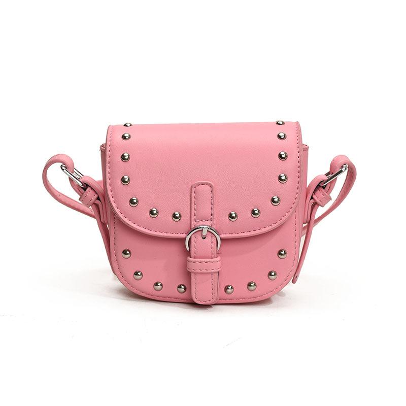 

Personalized rivet small bag 2025 new Korean version of fashion niche shoulder bag ins women s crossbody saddle bag tide розовый
