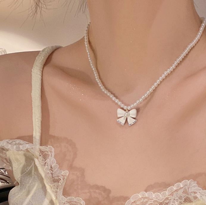One Deer Pearl Luxus Damen Halskette - Stilvoller Choker Schlüsselbeinkette