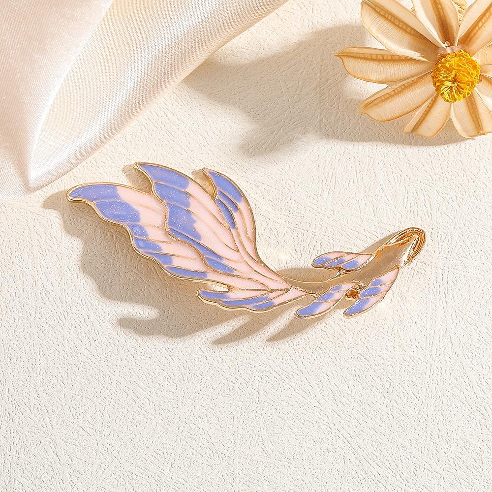 Painted Brooch Brooch Versatile Personality Corsage Creative Goldfish Brooch  Women 1