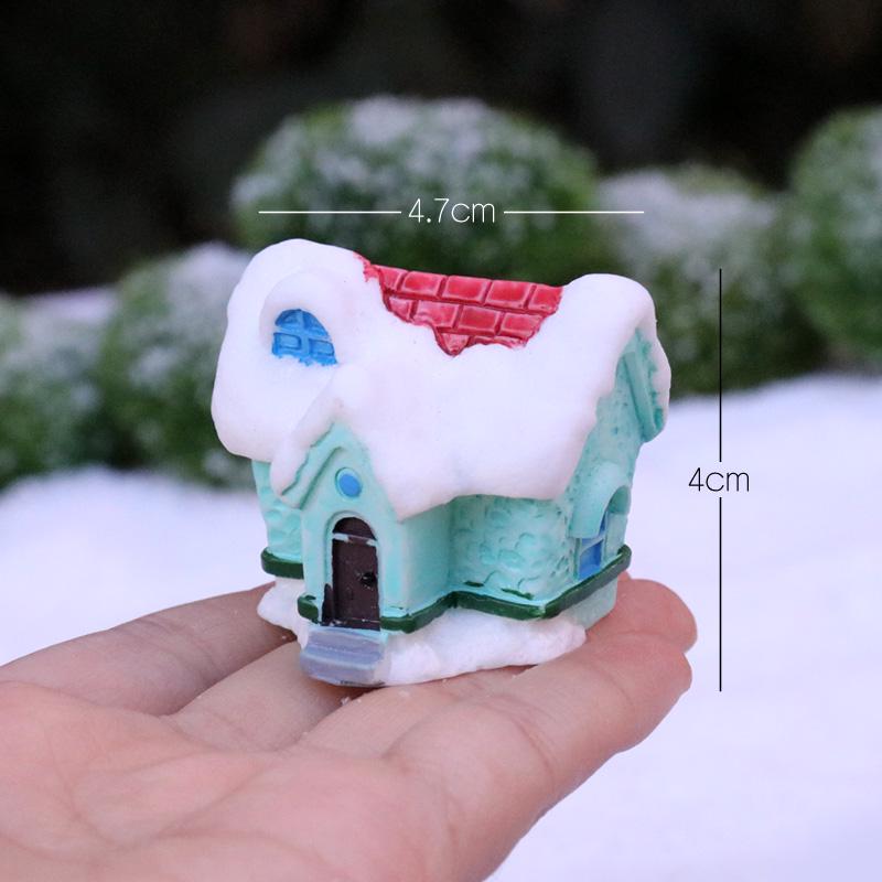 Handmade Mini Sleigh with Santa Claus Christmas Ornaments for Cake and Micro Landscape Decor