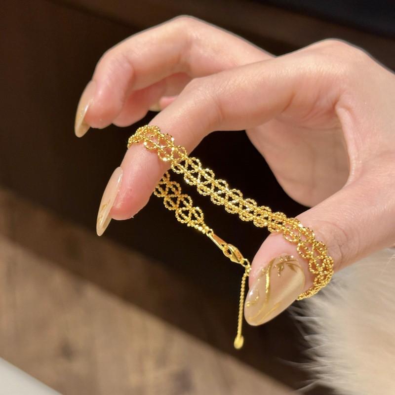 Handmade Delicate Lace Pull-Through Bracelet With Four-Leaf Clover Design Gold White Pearl Stackable Elegant Womens Jewelry