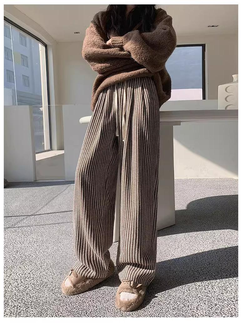 

Женские шерстяные брюки с высокой посадкой и вертикальной полоской, широкие штанины - Петит 145 см M (96-110 jin)