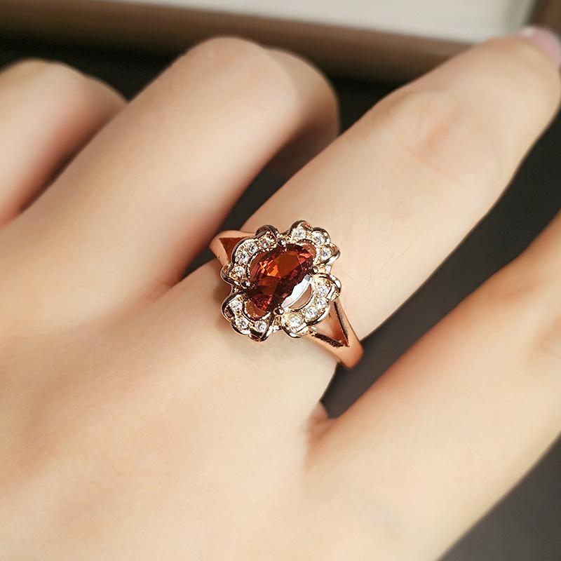 

1 Carat Egg-Shaped Garnet Red Flower Ring, Women S Light Luxury, Exquisite Cultivation, Red Stone Living Mouth Adjustable Opening Adjustable