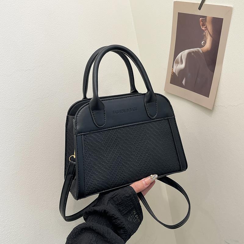 Niche Retro Design Women's Bag Spring New High-end Versatile Handbag Shoulder Messenger Bag