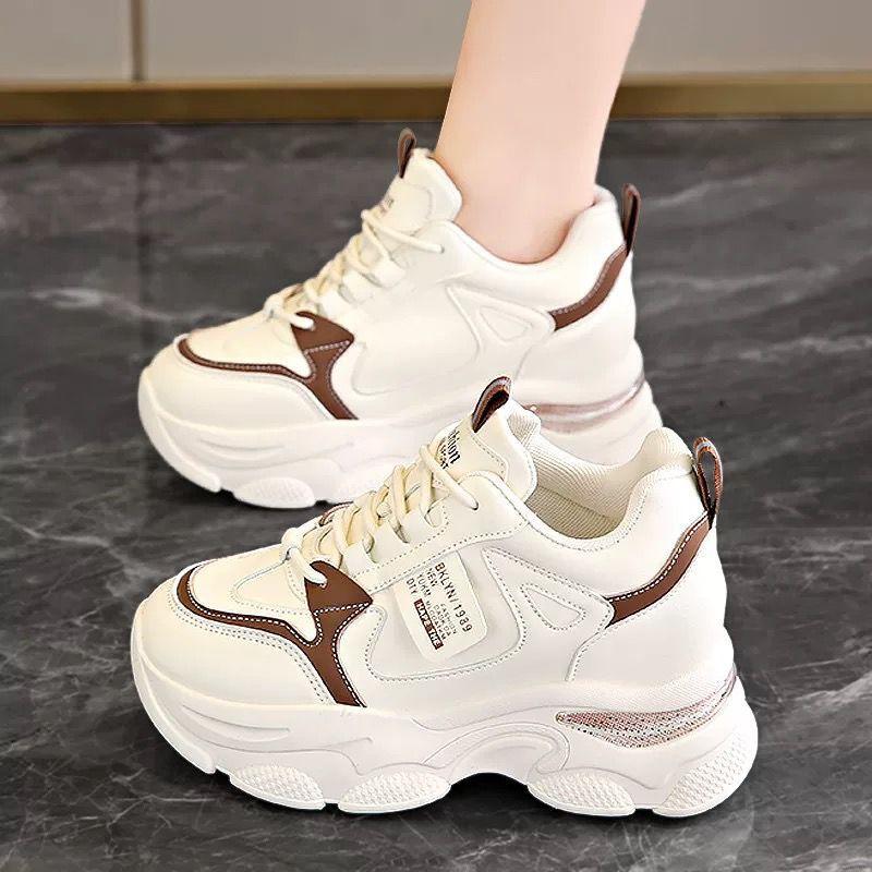 Factory straight hair inner height increase dad shoes 2025 new women's spring and autumn platform sports shoes show smaller casual women's shoes