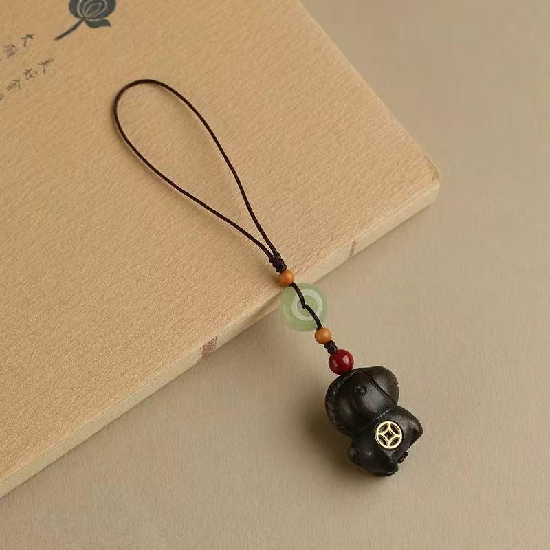 Creative Sandalwood Horse Pendant Keychain Year Of The Horse Mobile Phone Chain Backpack Hanging Decoration Year Gifts