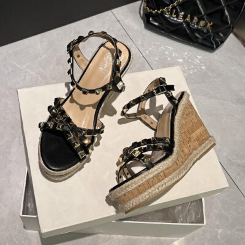 One-word sandals, new super soft glossy straps, waterproof table, super high rivets, women's high-heeled wedge sandals.