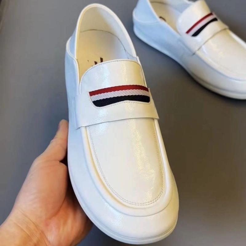 Genuine Leather Men Casual Shoes Black White Soft Comfortable Driving Shoes Slip-on Fashion Brand Male Footwear