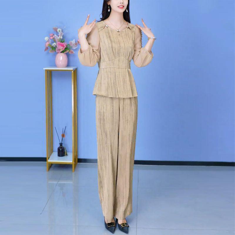 

Stylish Spring 2025 Wide-Leg Pants & Top Set: Chic, Age-Defying, Slimming Two-Piece for Mom 4XL (suggested 145-160 lbs)