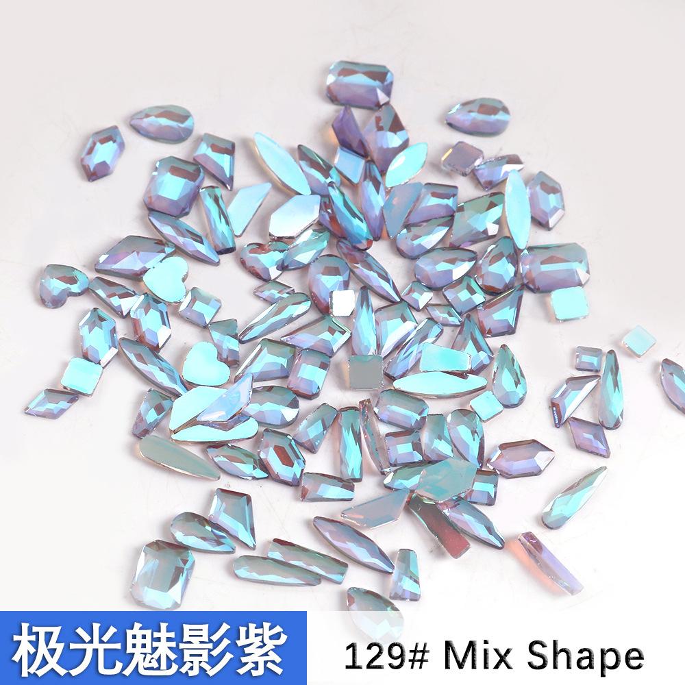 Nail Art Aurora Diamond, Warm Elf With The Same Champagne Flat Bottom Special-Shaped Diamond Mixed With 100 Internet Celebrity Nail Art Diamonds