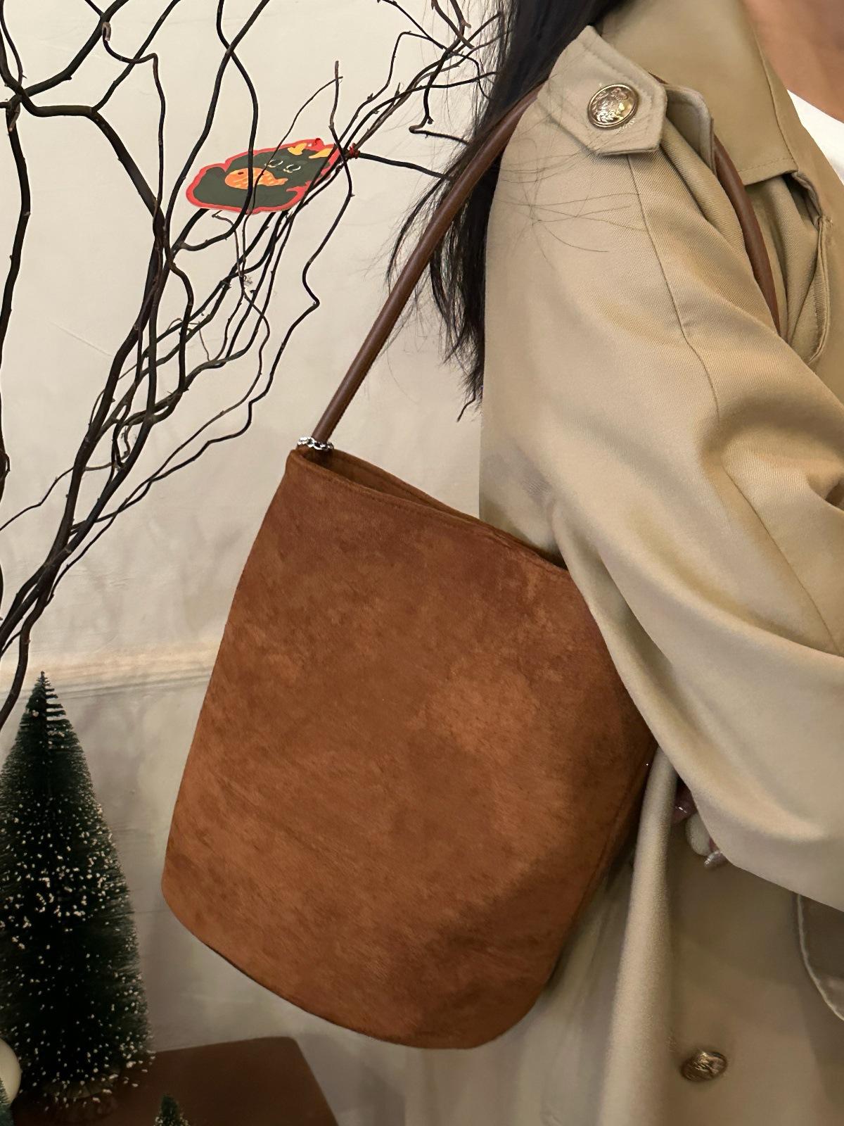 

Сумка-ведро из замши Maillard, осенне-зимняя, новая, нишевая, ретро, матовая, сумка через плечо под мышкой, сумка-тоут для поездок на работу коричневый