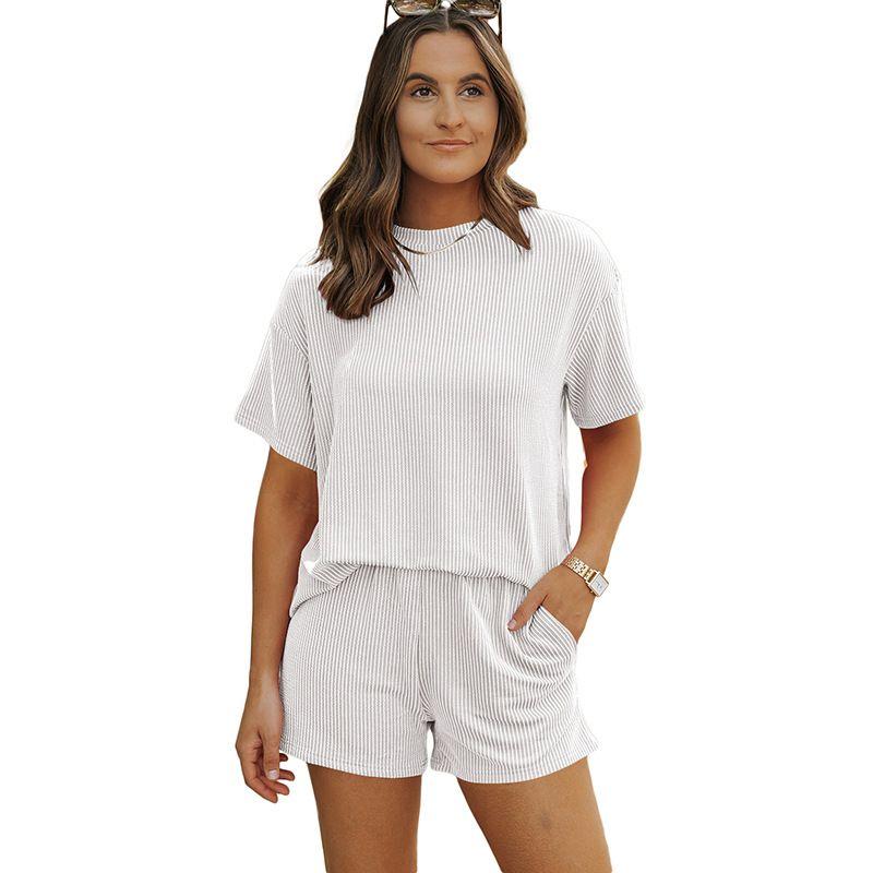 Short Sleeve T-shirt and Shorts Set Pure Color Short Sleeve T-shirt Loose Shorts Suit