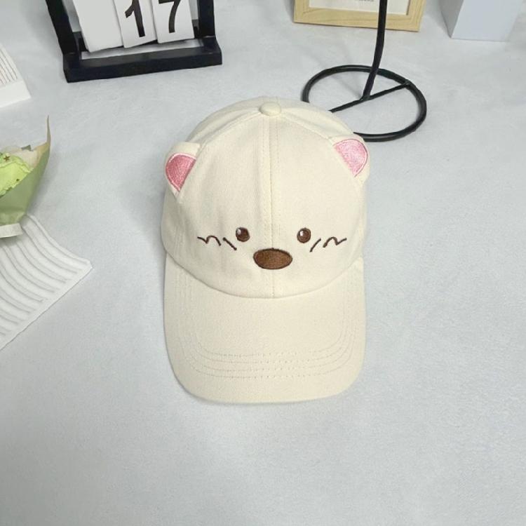 Summer Breathable Unisex Caps Embroidered Pig Design Adjustable Design For Different Ages Outdoor Sports And Vacation