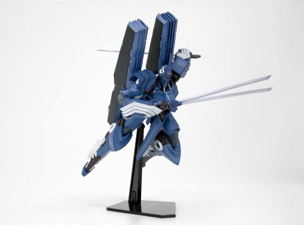 Kotobukiya Linebarrels of Iron Verdant 1/144 scale plastic kit