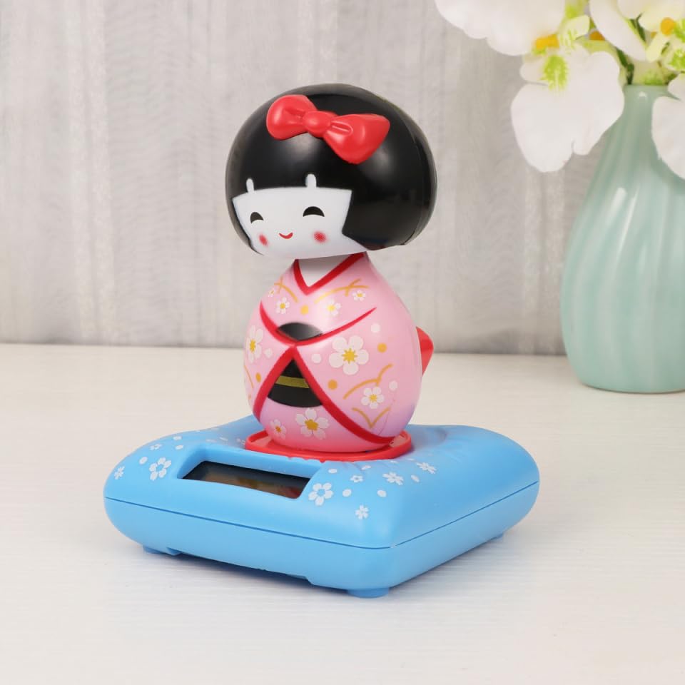 TOYMYTOY Solar-Powered Kimono Doll, Swaying Maiko, Car Interior Decor, Desktop Figurine, Japanese Cultural Gift, 2.76x2.76x4.33 Inches