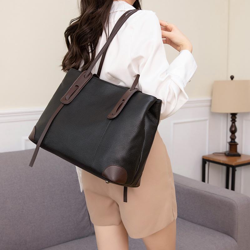 Tote Bag Women's New Fashionable Women's Bag Single Shoulder Large Capacity Trendy High-end Feeling Japanese and Korean Soft Leather Large Bag