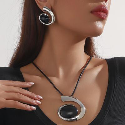 Colar de Moda Retro Criativo Exagerado Geométrico Pingente Preto Conjunto de Brincos