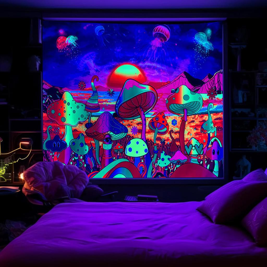 UV Reactive Mushroom Wall Hanging Tapestry Black Light Night Glowing Alien Skull Tapestries Astronaut Art For Bedroom Decor