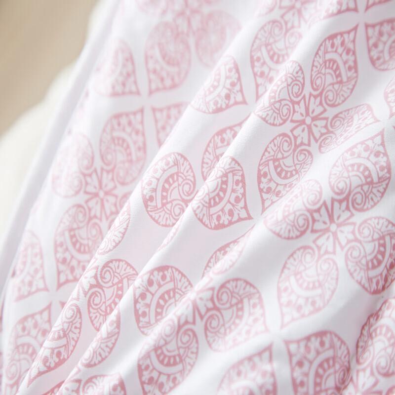 Hengyuanxiang Lilli Comfort Quilt