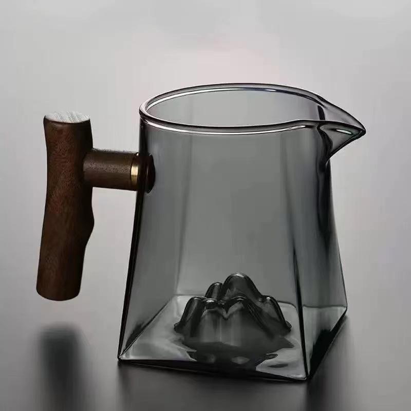 Wooden Handle Snow Mountain Fair Cup Household High Borosilicate Glass Tea Sea Tea Divider Square Glass Guanshan Cup