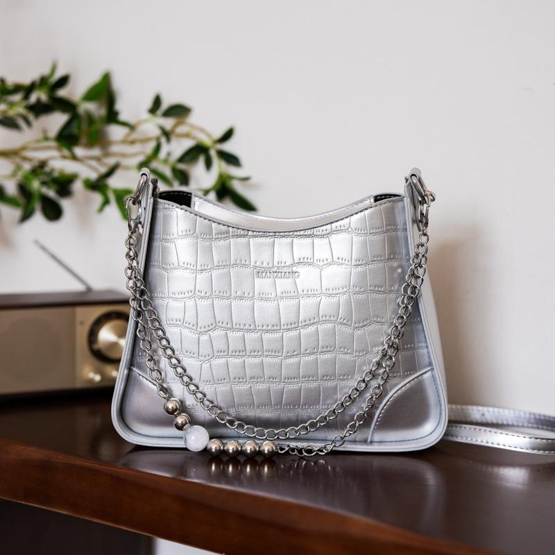 Large-capacity bag women's versatile new casual popular shoulder messenger bag bucket bag