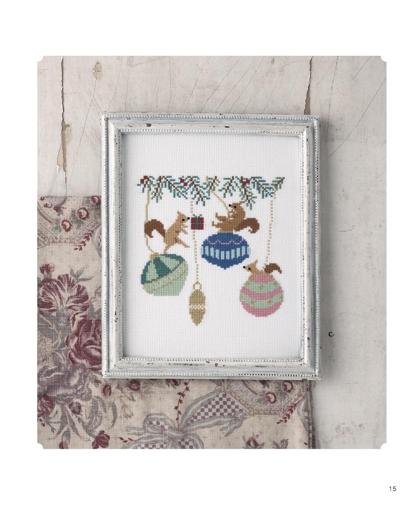 Enjoy cross Christmas embroidery to brighten up your holy night stitching (applemints)