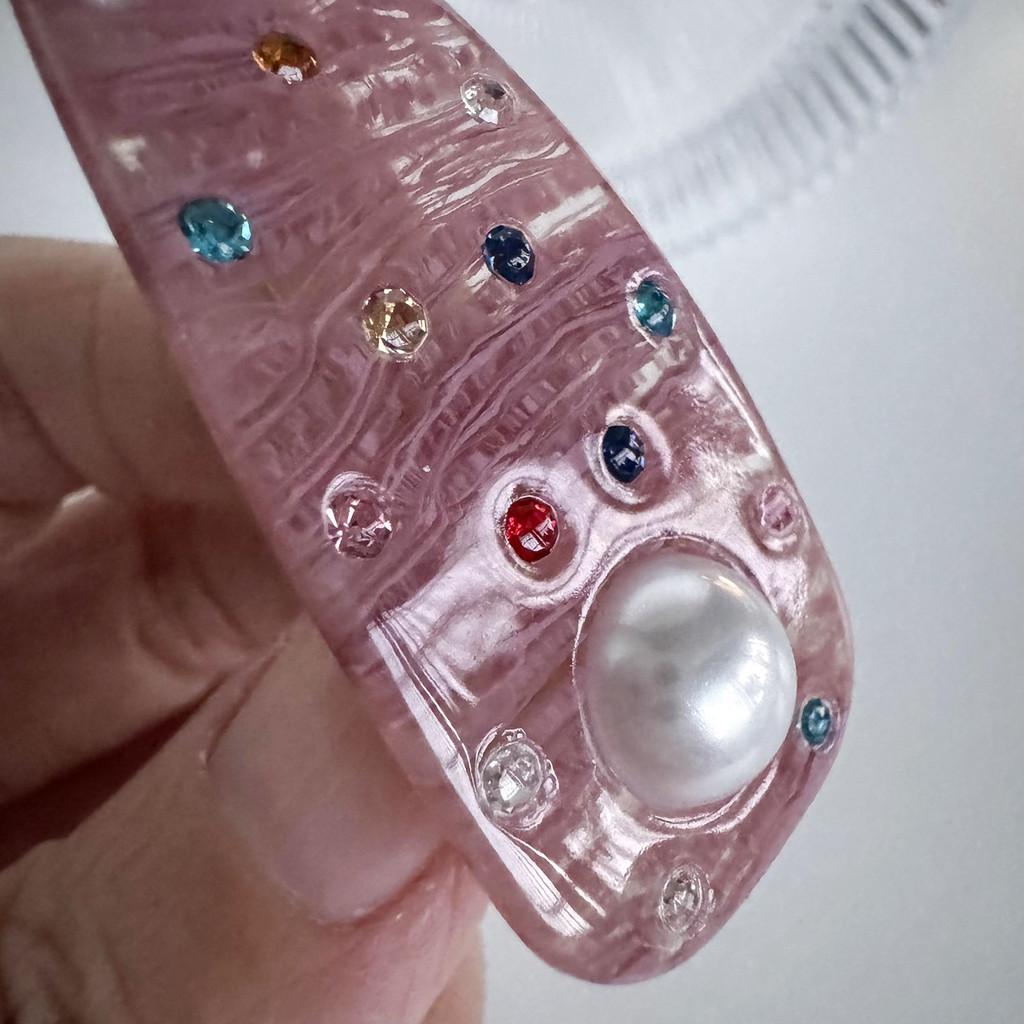 Stylish And Elegant Duckbill Hair Clips Set Featuring Premium Acetate Material For Fashionable Women