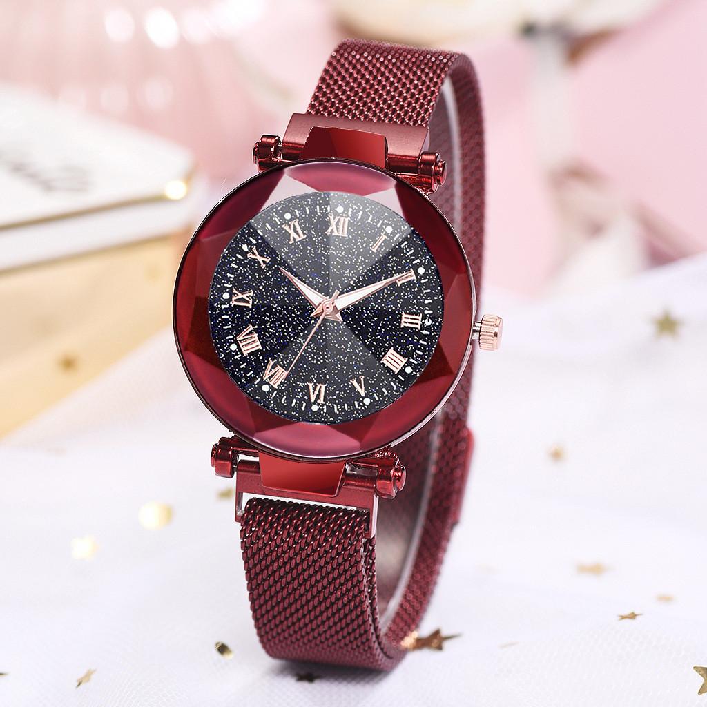Women Sky Starry Luminous Watch Roman Numerals Quartz Watch Magnet Wristwatch