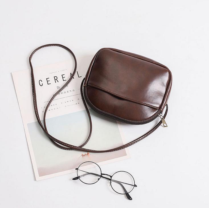 2025 Высококачественная Минималистичная Матовая PU Цилиндрическая Сумка Кроссбоди Пенал для Женщин