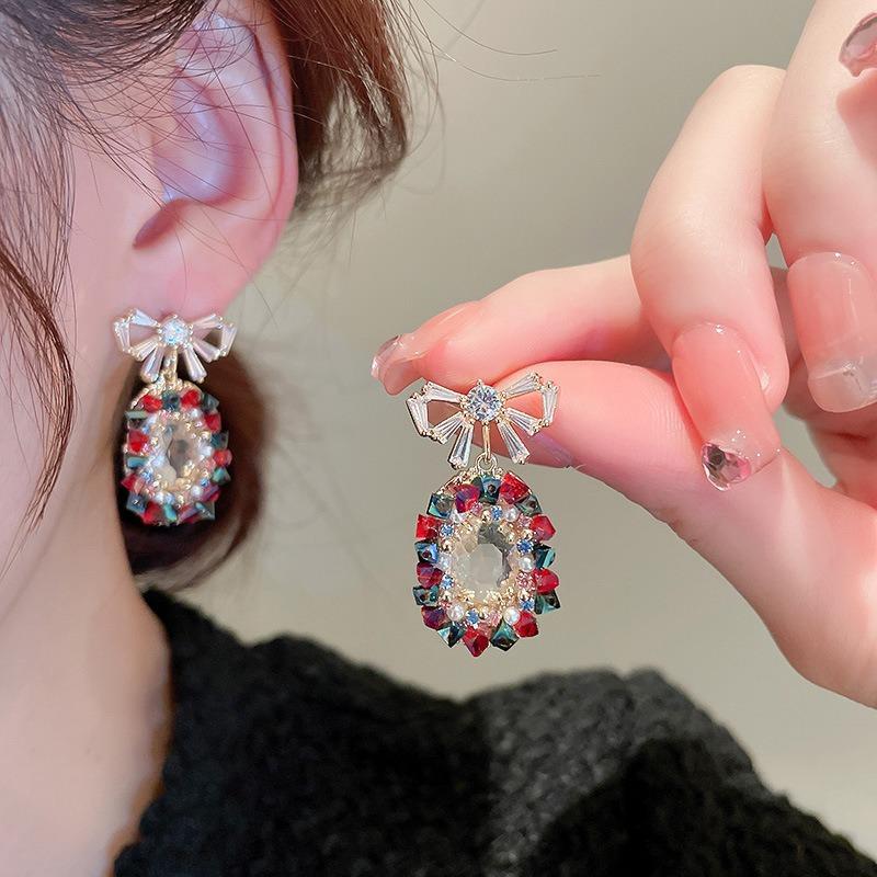 European and American Exaggerated Heavy-duty Crystal Tassel Earrings for Women, Elegant and Sophisticated Earrings, Trendy New Bestsellers