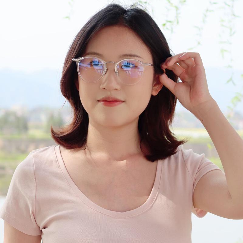 Unisex Korean Style Round Pure Titanium Myopia Glasses Frame – Transparent Optical Frame