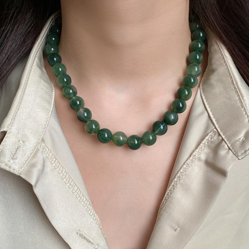 Colorful Elegant Bead Collarbone Chain Vintage Round Acrylic Bead Choker Delicate Neck Accessory for Prom Wear
