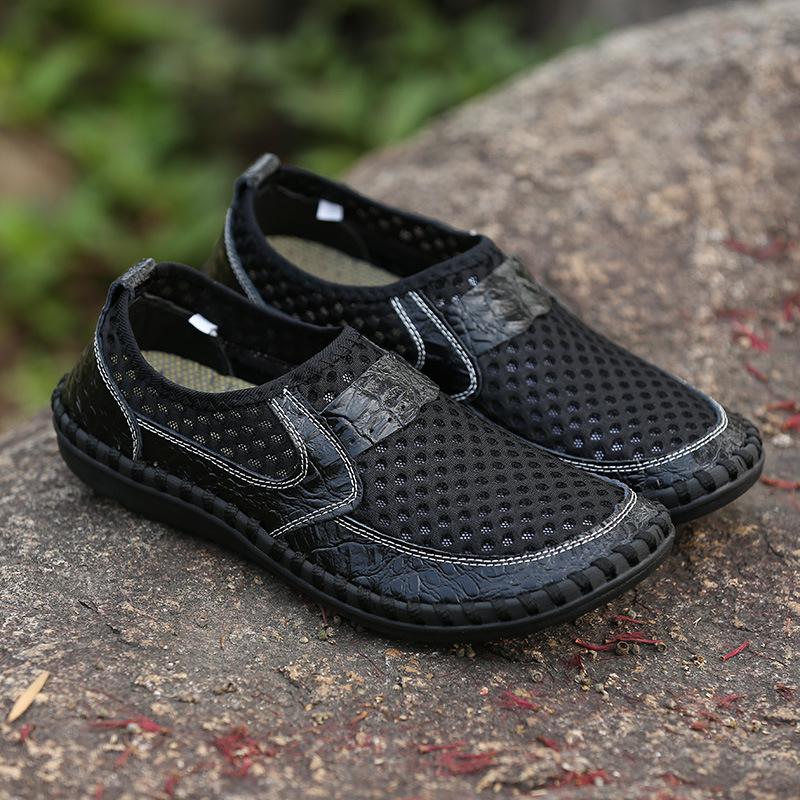 Men's Casual Mesh Slip-On Shoes: Hollow Out Outdoor Rubber Perfect for Summer Travel