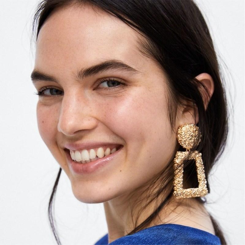 European Metal Round Drop Earrings Vintage Women Irregular Geometry Exaggerate Long Chunky Dangle Ear Pendant Statement Jewelry