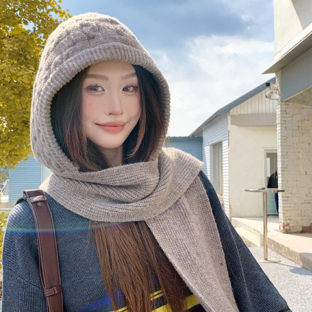 Adult Twist Balaclava Hat Autumn and Winter Knitted Hat Scarf Integrated Hat Face Protection Warm Pullover Hat
